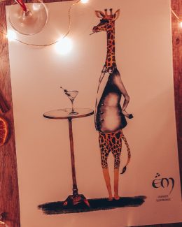 La Girafe en Costard